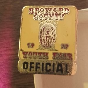 County Fair vintage enamel pin